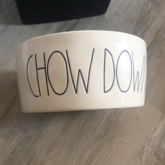 Rae Dunn CHOW DOWN Ceramic Dog Bowl XL 8” NEW - Picture 2 of 5